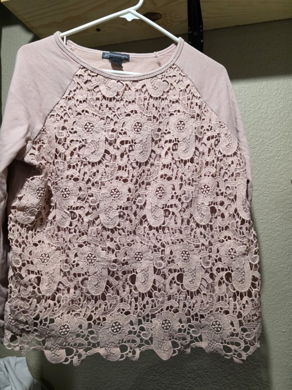 Adrianna Papell Long Sleeve Rose Pink Knit Top Lace Front size Medium